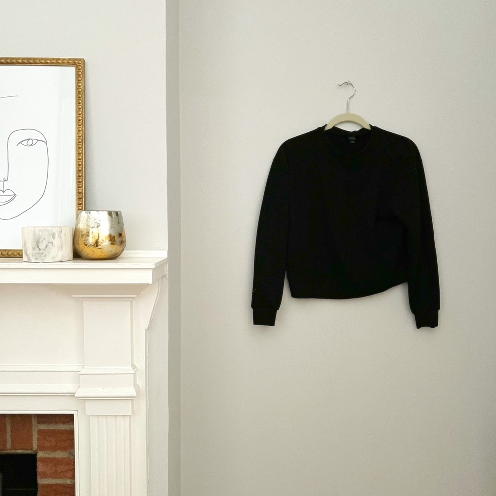 black cotton sweatshirt / size small / wild fable